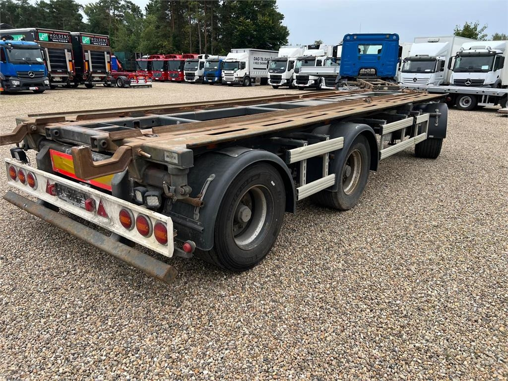 Nopa PTC 240 - 7,0 - 7,5 mtr. container - Containertransporter/ Wissellaadbak aanhangwagen: afbeelding 2 Nopa PTC 240 - 7,0 - 7,5 mtr. container - Containertransporter/ Wissellaadbak aanhangwagen: afbeelding 2