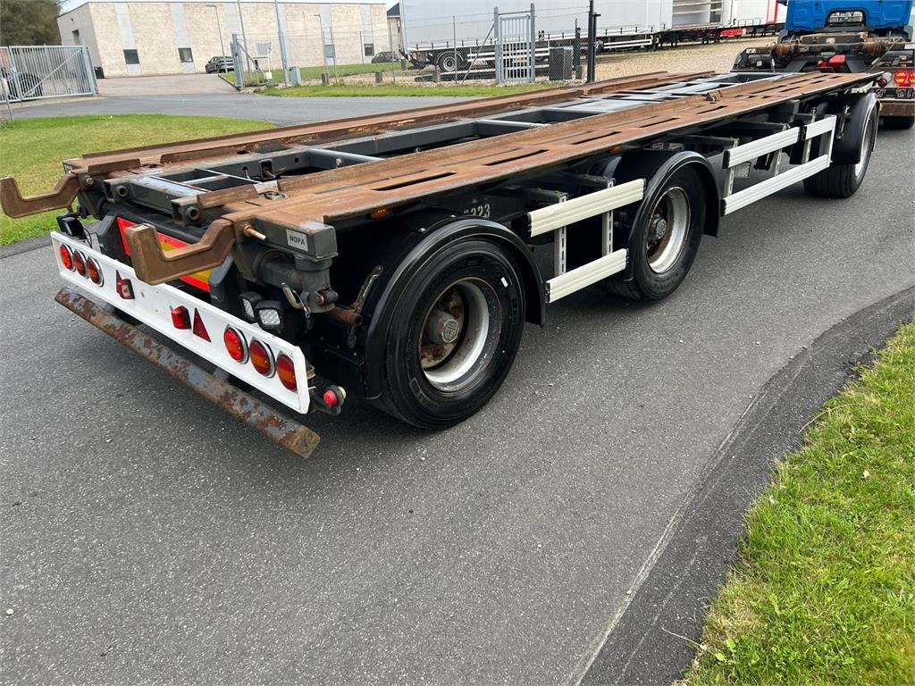 Nopa PTC 240 - 7,0 - 7,5 mtr. container - Haakarm/ Portaalarm aanhanger: afbeelding 4 Nopa PTC 240 - 7,0 - 7,5 mtr. container - Haakarm/ Portaalarm aanhanger: afbeelding 4