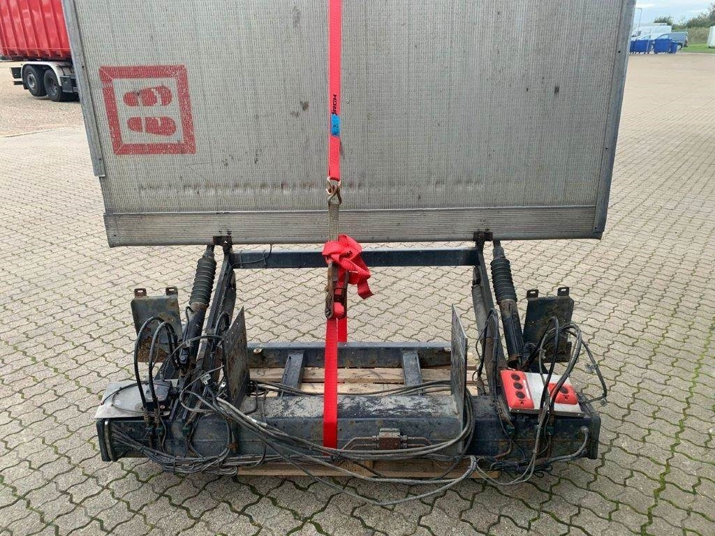 Palfinger 1000kg lodretstående - Laadklep: afbeelding 4 Palfinger 1000kg lodretstående - Laadklep: afbeelding 4