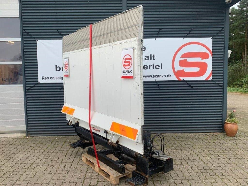 Palfinger 1000kg lodretstående - Laadklep: afbeelding 3 Palfinger 1000kg lodretstående - Laadklep: afbeelding 3