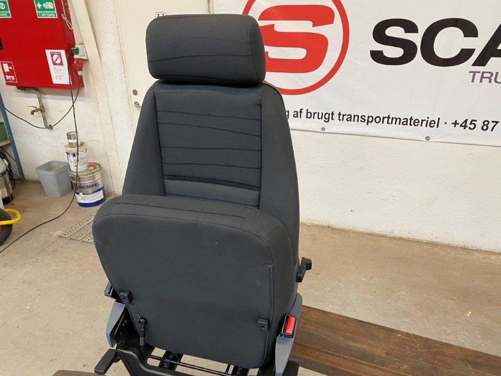 Scania Passagersæde u-luft - Cabine voor Vrachtwagen: afbeelding 3 Scania Passagersæde u-luft - Cabine voor Vrachtwagen: afbeelding 3