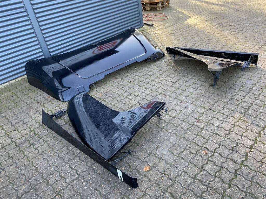 Scania Spoilersæt CR19 Highline  - Aerokit/ Spoiler voor Vrachtwagen: afbeelding 4 Scania Spoilersæt CR19 Highline  - Aerokit/ Spoiler voor Vrachtwagen: afbeelding 4