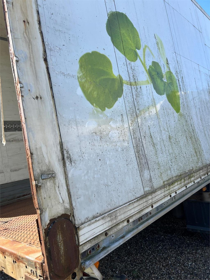 Schmitz 13,6 mtr boks - Gesloten oplegger: afbeelding 4 Schmitz 13,6 mtr boks - Gesloten oplegger: afbeelding 4