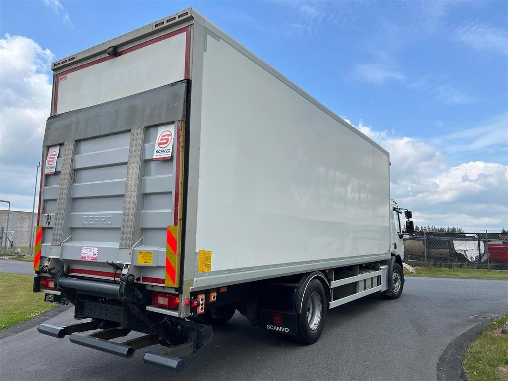 Volvo FE320 18 ton - Koelwagen vrachtwagen: afbeelding 4 Volvo FE320 18 ton - Koelwagen vrachtwagen: afbeelding 4