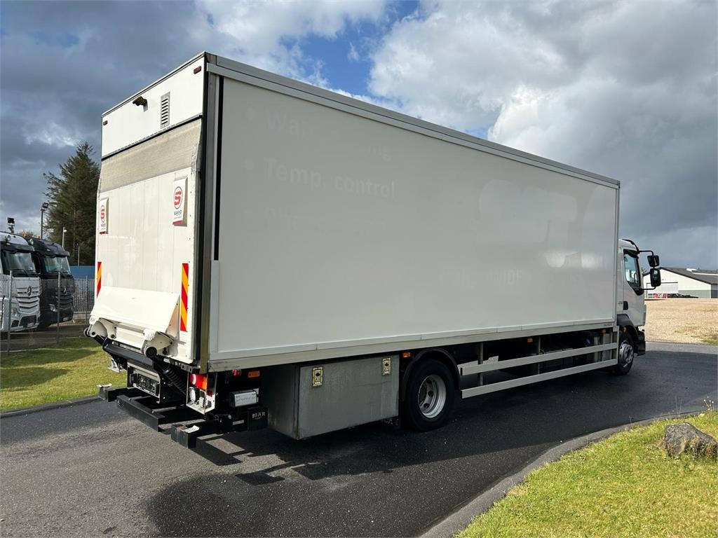 Volvo FL 250 16 ton - Koelwagen vrachtwagen: afbeelding 3 Volvo FL 250 16 ton - Koelwagen vrachtwagen: afbeelding 3