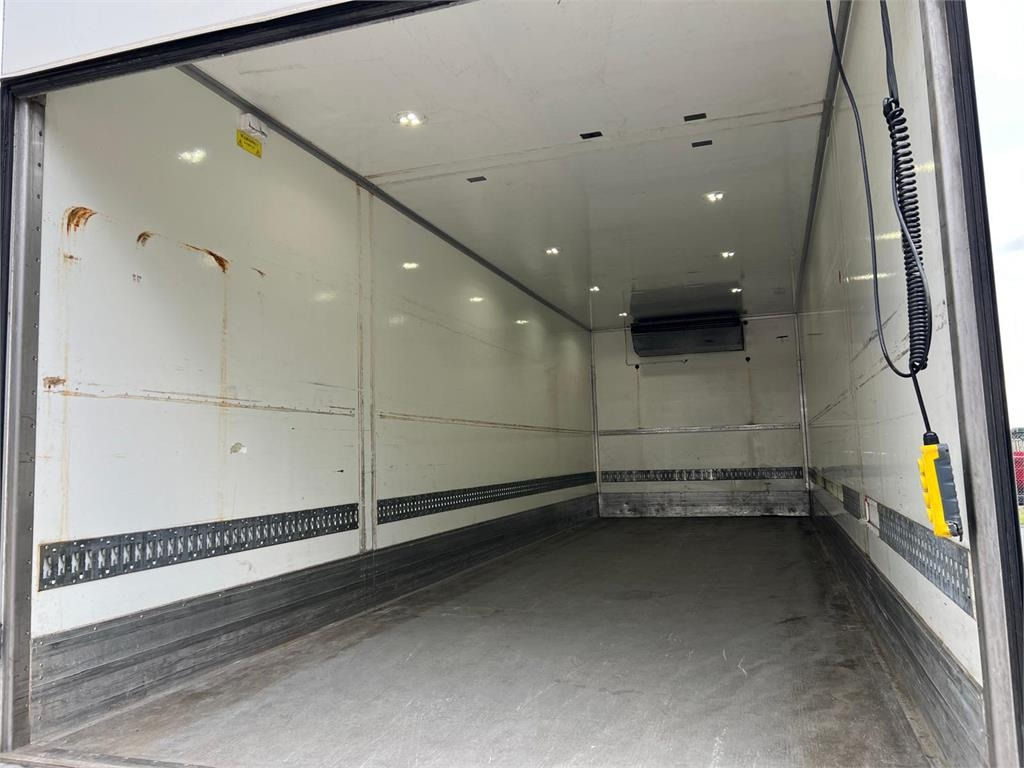 Volvo FL 250 16 ton - Koelwagen vrachtwagen: afbeelding 5 Volvo FL 250 16 ton - Koelwagen vrachtwagen: afbeelding 5