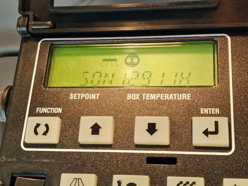 Koelwagen vrachtwagen Volvo FL 280 (12 ton) Dobbelt compartment: afbeelding 23