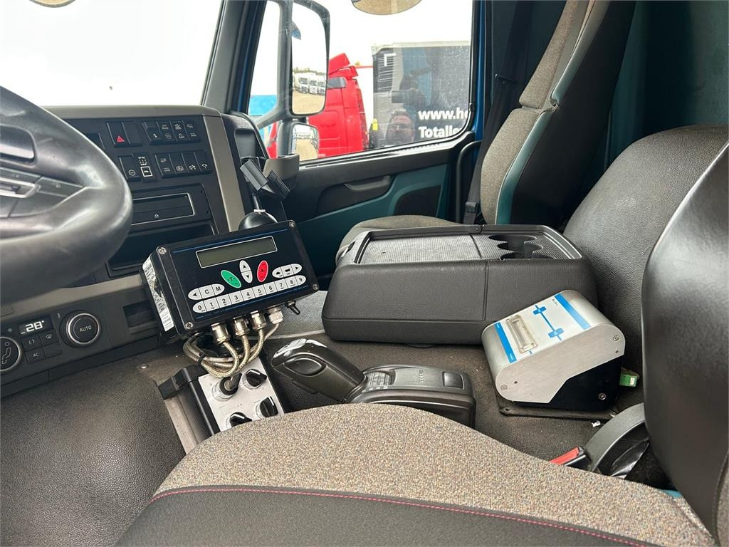 Volvo FM420 8x2*6 Trippel NTM 25m3 - Vuilniswagen: afbeelding 3 Volvo FM420 8x2*6 Trippel NTM 25m3 - Vuilniswagen: afbeelding 3