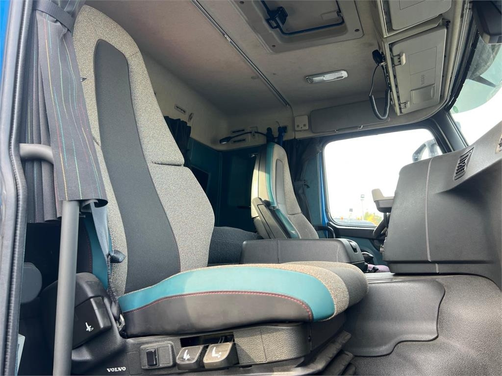 Volvo FM450 - Haakarmsysteem vrachtwagen: afbeelding 5 Volvo FM450 - Haakarmsysteem vrachtwagen: afbeelding 5