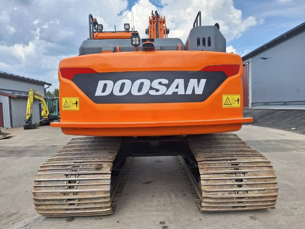 Doosan DX160LCH-5 METSÄMALLI KALLISTAJALLA - Rupsgraafmachine: afbeelding 3 Doosan DX160LCH-5 METSÄMALLI KALLISTAJALLA - Rupsgraafmachine: afbeelding 3