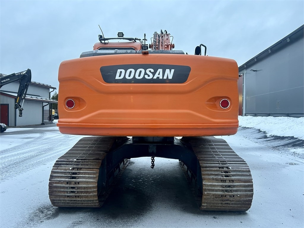 Doosan MYYTY! SOLD! DX180LCH PYÖRITTÄJÄLLÄ - Rupsgraafmachine: afbeelding 3 Doosan MYYTY! SOLD! DX180LCH PYÖRITTÄJÄLLÄ - Rupsgraafmachine: afbeelding 3