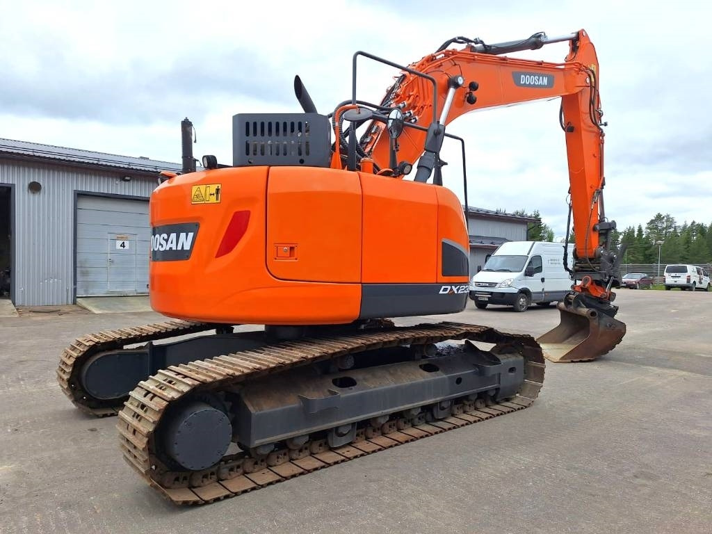 Doosan MYYTY! SOLD! DX235LCR-5 PYÖRITTÄJÄ - Rupsgraafmachine: afbeelding 4 Doosan MYYTY! SOLD! DX235LCR-5 PYÖRITTÄJÄ - Rupsgraafmachine: afbeelding 4