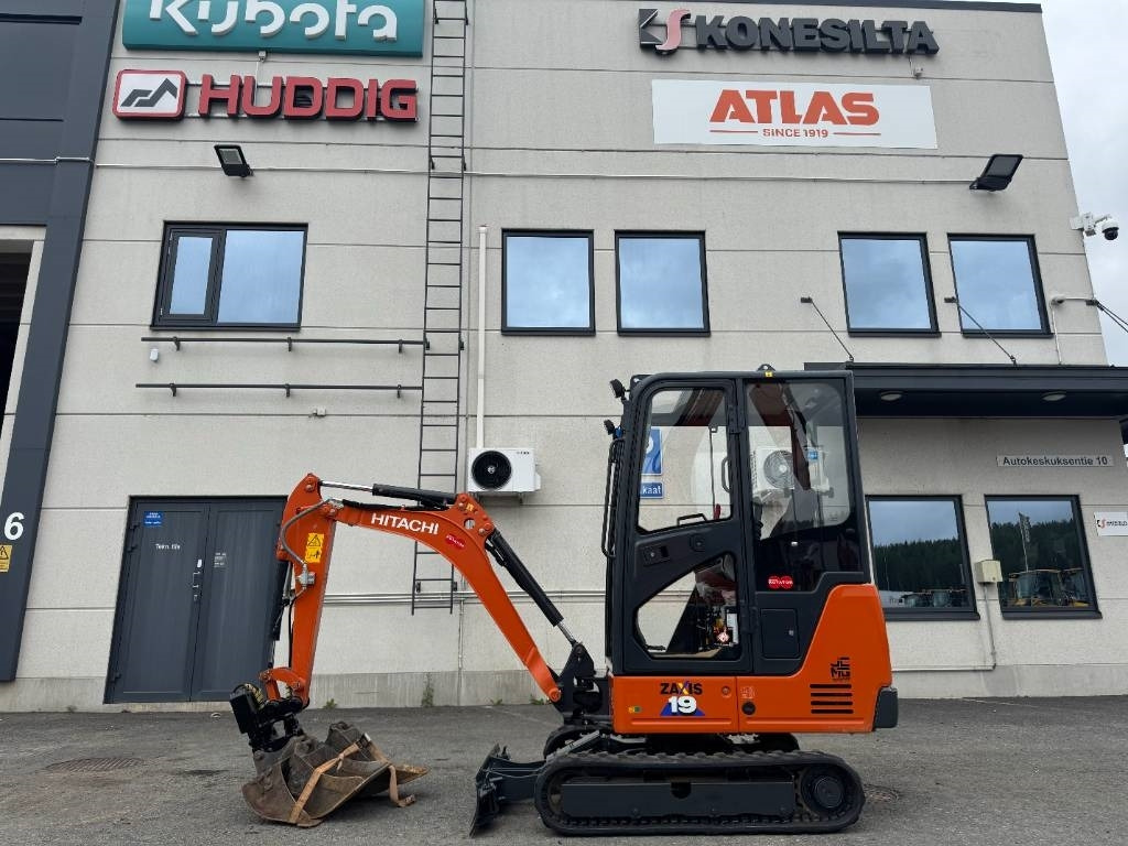Hitachi ZX 19-6 CR - Minigraafmachine: afbeelding 1 Hitachi ZX 19-6 CR - Minigraafmachine: afbeelding 1
