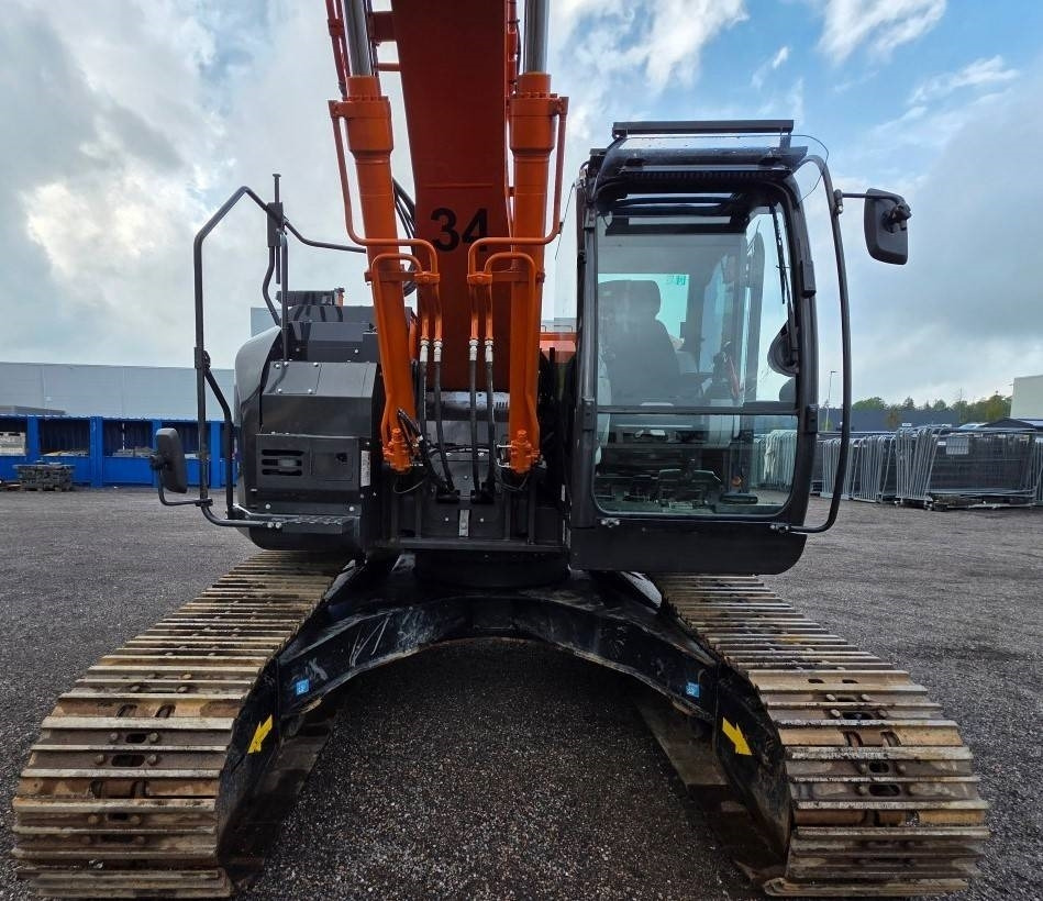 Hitachi ZX 225 US R LC-6 - Rupsgraafmachine: afbeelding 4 Hitachi ZX 225 US R LC-6 - Rupsgraafmachine: afbeelding 4