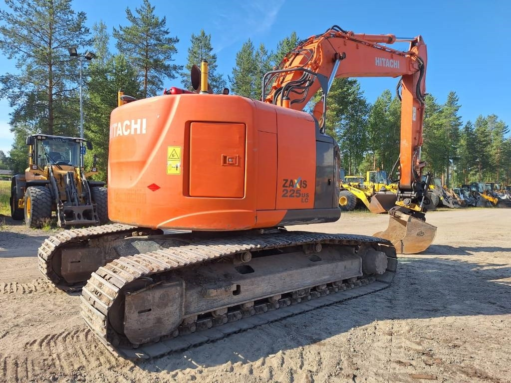 Hitachi ZX225USLC-5 - Rupsgraafmachine: afbeelding 2 Hitachi ZX225USLC-5 - Rupsgraafmachine: afbeelding 2