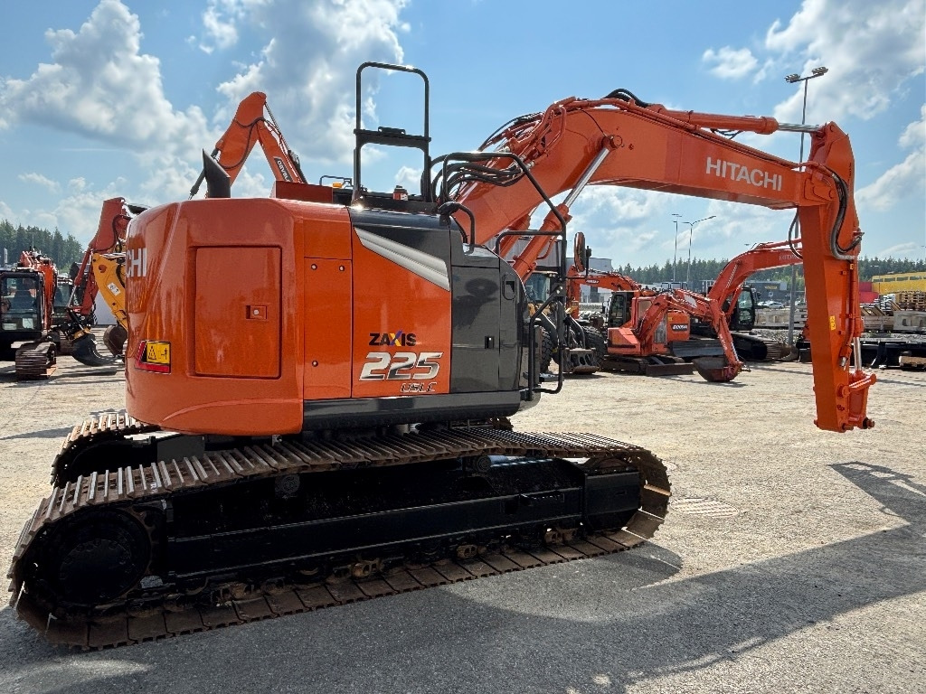 Hitachi ZX225USLC-7 - Rupsgraafmachine: afbeelding 5 Hitachi ZX225USLC-7 - Rupsgraafmachine: afbeelding 5