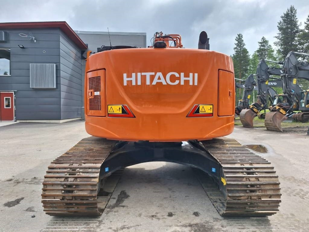 Hitachi ZX225USLC-7 - Rupsgraafmachine: afbeelding 5 Hitachi ZX225USLC-7 - Rupsgraafmachine: afbeelding 5