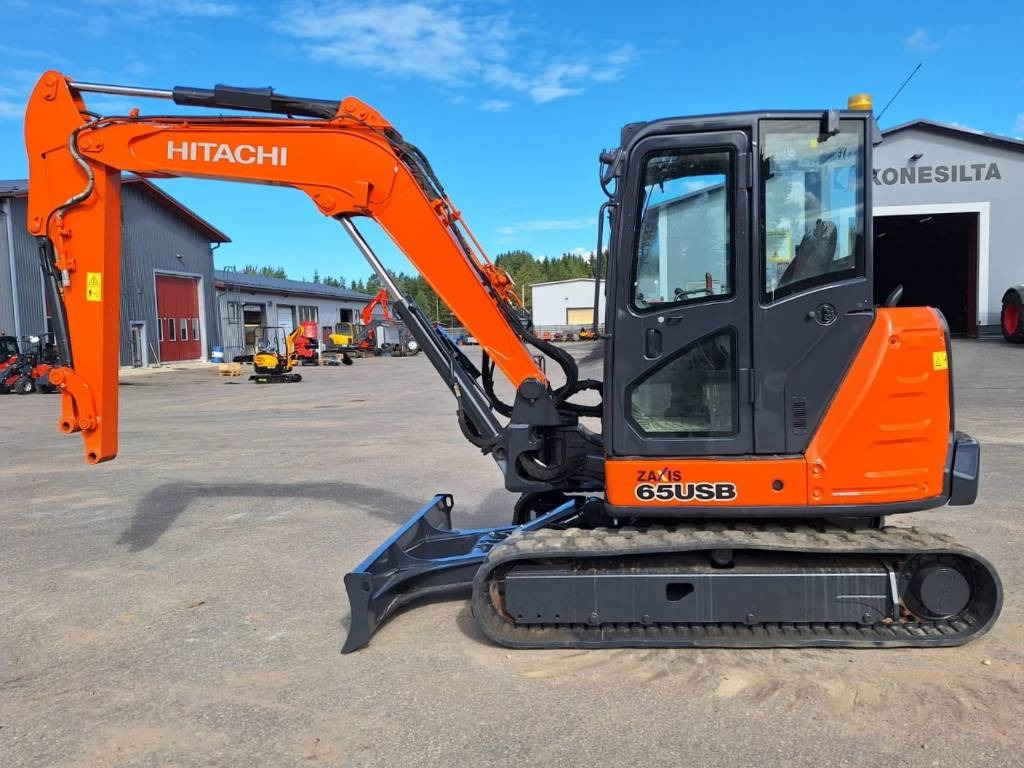 Hitachi ZX65USB-5 - Minigraafmachine: afbeelding 1 Hitachi ZX65USB-5 - Minigraafmachine: afbeelding 1