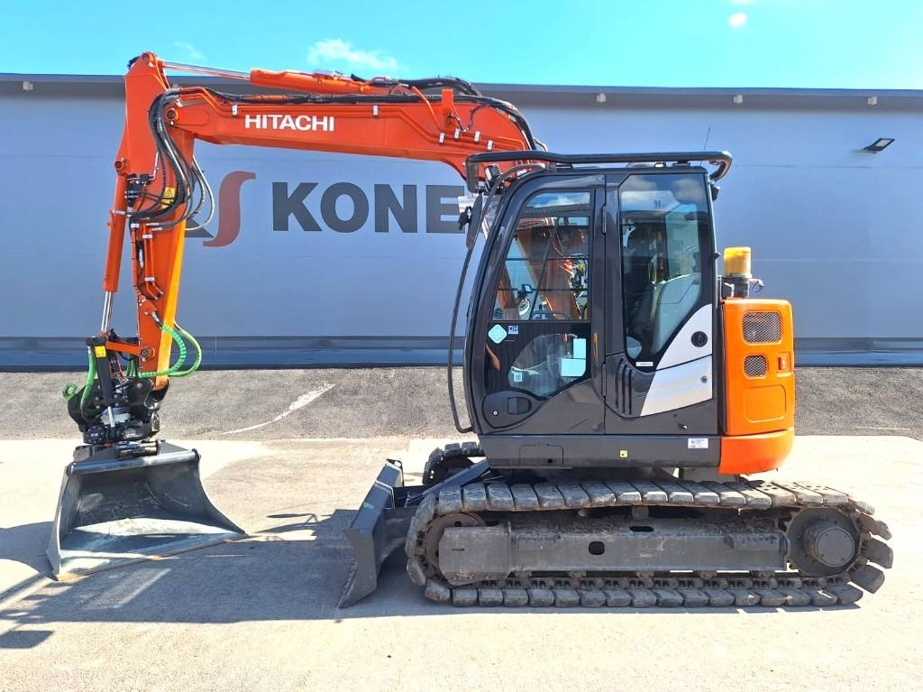 Hitachi ZX85US-6 HUIPPUVARUSTEILLA - Minigraafmachine: afbeelding 1 Hitachi ZX85US-6 HUIPPUVARUSTEILLA - Minigraafmachine: afbeelding 1