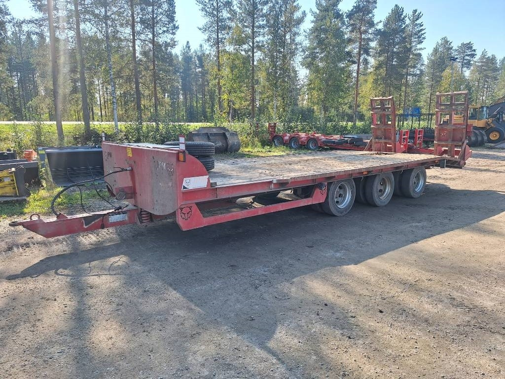 JPM TRAKTORILAVETTI 27tn 3-akselinen - Dieplader aanhangwagen: afbeelding 1 JPM TRAKTORILAVETTI 27tn 3-akselinen - Dieplader aanhangwagen: afbeelding 1