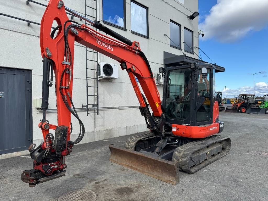 Kubota KX057-4 PYÖRITTÄJÄLLÄ - Minigraafmachine: afbeelding 2 Kubota KX057-4 PYÖRITTÄJÄLLÄ - Minigraafmachine: afbeelding 2