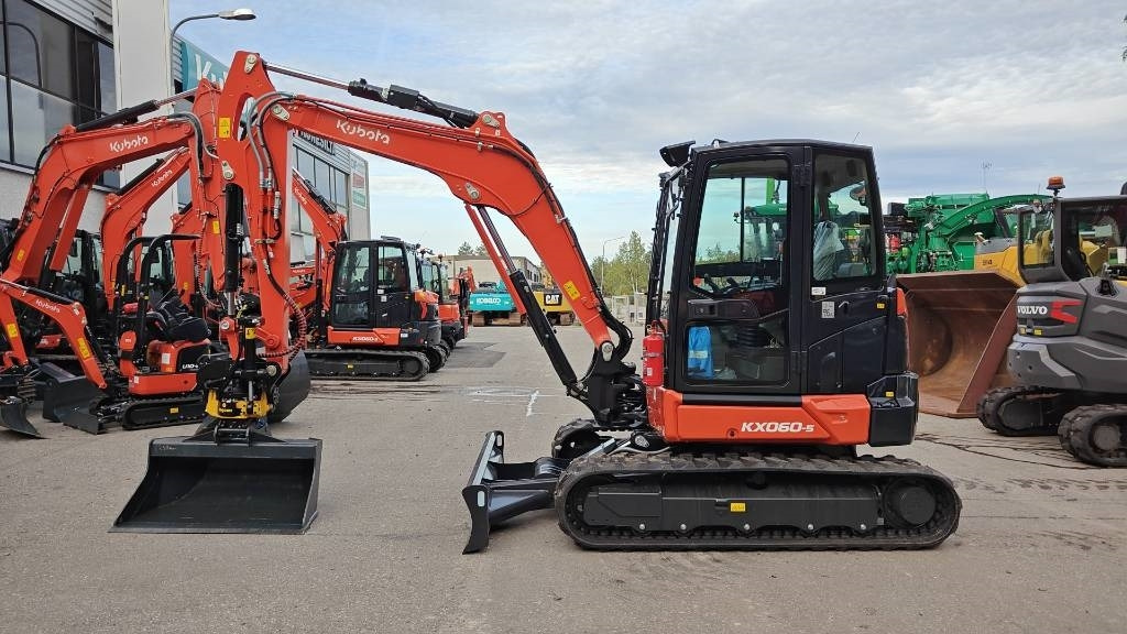 Kubota KX060-5 VARASTOON VARUSTELTU - Minigraafmachine: afbeelding 1 Kubota KX060-5 VARASTOON VARUSTELTU - Minigraafmachine: afbeelding 1