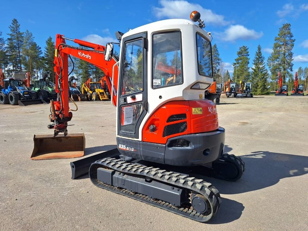 Kubota MYYTY! SOLD! U35-3A PYÖRITTÄJÄLLÄ - Minigraafmachine: afbeelding 2 Kubota MYYTY! SOLD! U35-3A PYÖRITTÄJÄLLÄ - Minigraafmachine: afbeelding 2