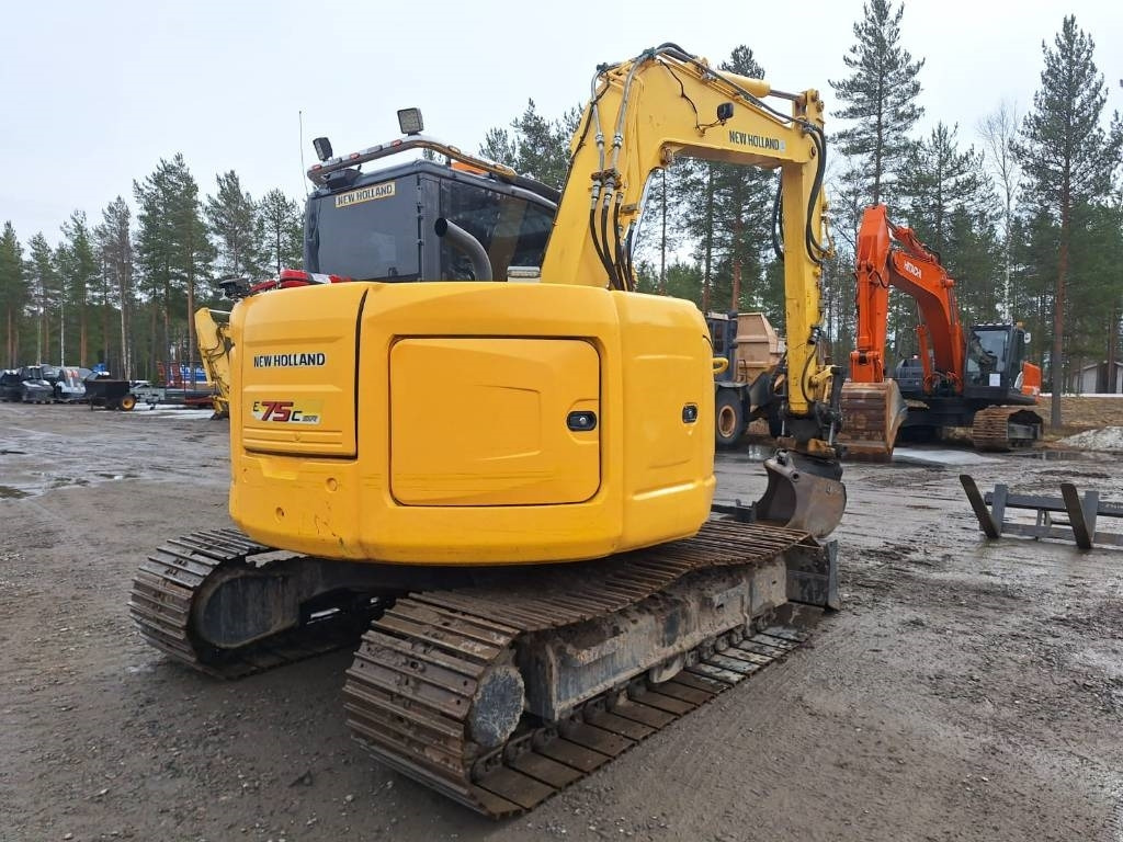 New Holland MYYTY! SOLD! E75CSR PYÖRITTÄJÄ - Minigraafmachine: afbeelding 3 New Holland MYYTY! SOLD! E75CSR PYÖRITTÄJÄ - Minigraafmachine: afbeelding 3