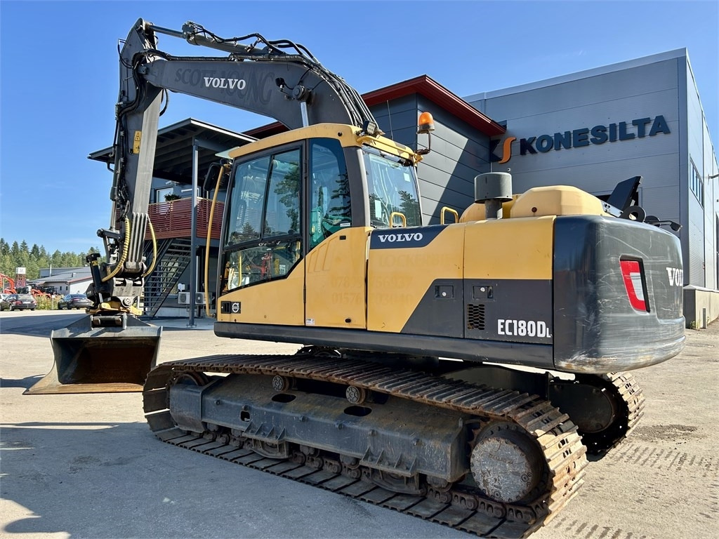 Volvo EC180DL PYÖRITTÄJÄLLÄ - Rupsgraafmachine: afbeelding 3 Volvo EC180DL PYÖRITTÄJÄLLÄ - Rupsgraafmachine: afbeelding 3