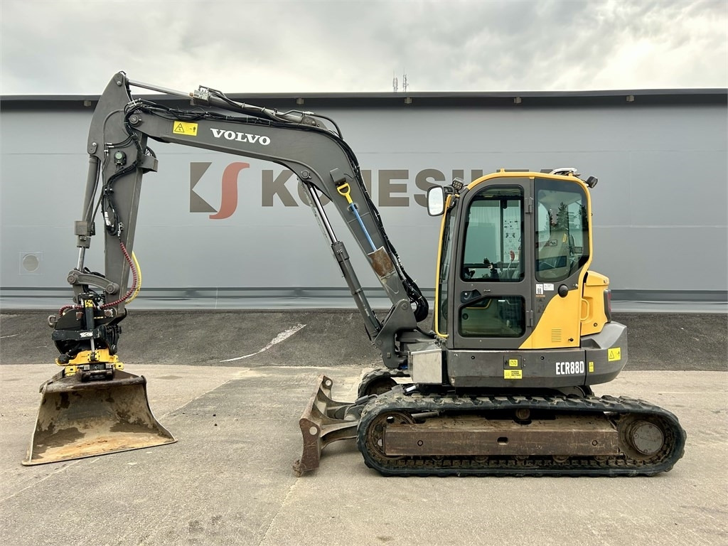 Volvo ECR88D + TYÖLAITTEET - Minigraafmachine: afbeelding 1 Volvo ECR88D + TYÖLAITTEET - Minigraafmachine: afbeelding 1