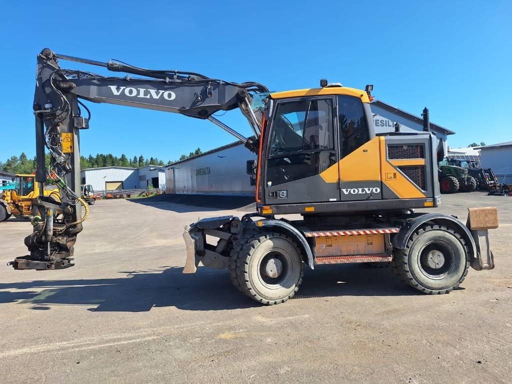 Volvo EWR150E PYÖRITTÄJÄLLÄ - Mobiele graafmachine: afbeelding 1 Volvo EWR150E PYÖRITTÄJÄLLÄ - Mobiele graafmachine: afbeelding 1