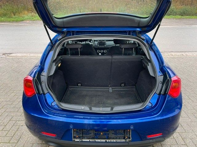 Alfa Romeo Giulietta Basis. Klima. Navi. Tempomat. - Stationwagen: afbeelding 5 Alfa Romeo Giulietta Basis. Klima. Navi. Tempomat. - Stationwagen: afbeelding 5