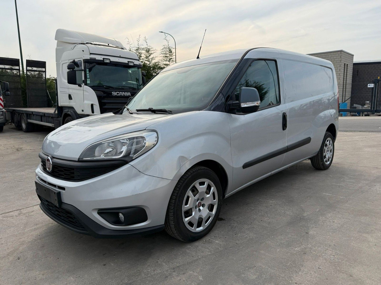 Fiat Doblo Maxi. 1.6 Klima. Navi. Tempomat - Kleine bestelwagen: afbeelding 1 Fiat Doblo Maxi. 1.6 Klima. Navi. Tempomat - Kleine bestelwagen: afbeelding 1