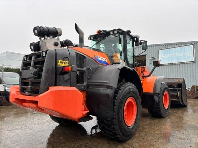 Hitachi ZW220-6. Hochkippschaufel. Wage. - Wiellader: afbeelding 3 Hitachi ZW220-6. Hochkippschaufel. Wage. - Wiellader: afbeelding 3