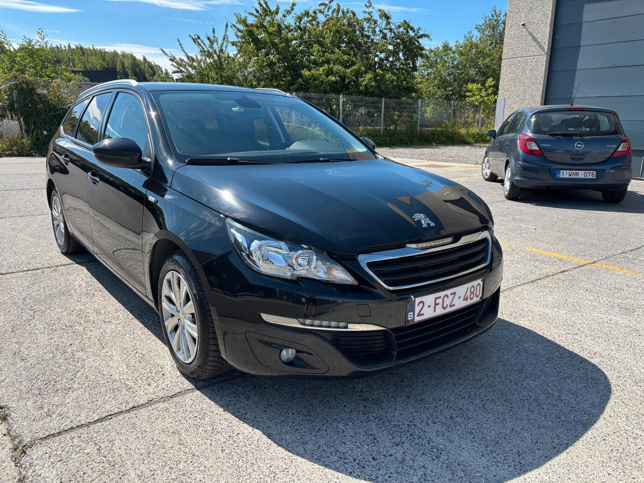 Peugeot 308 Klima. Kamera. Navi. Tempomat - Personenwagen: afbeelding 3 Peugeot 308 Klima. Kamera. Navi. Tempomat - Personenwagen: afbeelding 3