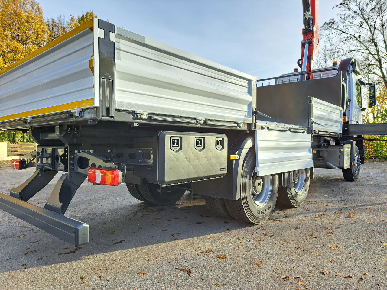 MERCEDES-BENZ AROCS 3340 CRANE FASSI F245 FLATBED TWISTLOCK EURO 3 - Vrachtwagen met open laadbak, Kraanwagen: afbeelding 5 MERCEDES-BENZ AROCS 3340 CRANE FASSI F245 FLATBED TWISTLOCK EURO 3 - Vrachtwagen met open laadbak, Kraanwagen: afbeelding 5