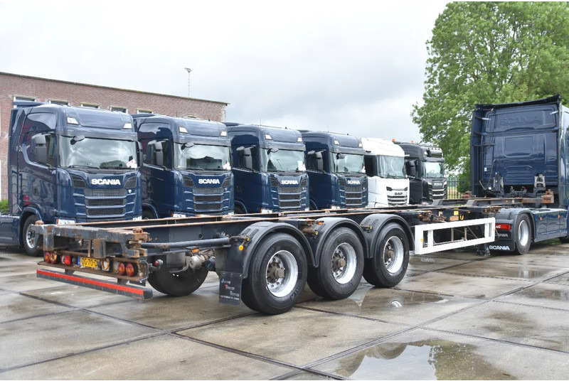 Krone SDC 27 - BPW AXLES - DRUM BRAKES - - Containertransporter/ Wissellaadbak oplegger: afbeelding 2 Krone SDC 27 - BPW AXLES - DRUM BRAKES - - Containertransporter/ Wissellaadbak oplegger: afbeelding 2