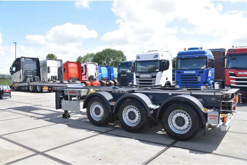 Renders HASTRAILER FCC - ALL CONNECTIONS - LIFT AXLE - 2 x EXTENDABLE - SAF AXLES - DISC BRAKES - EXCELLENT CONDITION - - Containertransporter/ Wissellaadbak oplegger: afbeelding 4 Renders HASTRAILER FCC - ALL CONNECTIONS - LIFT AXLE - 2 x EXTENDABLE - SAF AXLES - DISC BRAKES - EXCELLENT CONDITION - - Containertransporter/ Wissellaadbak oplegger: afbeelding 4