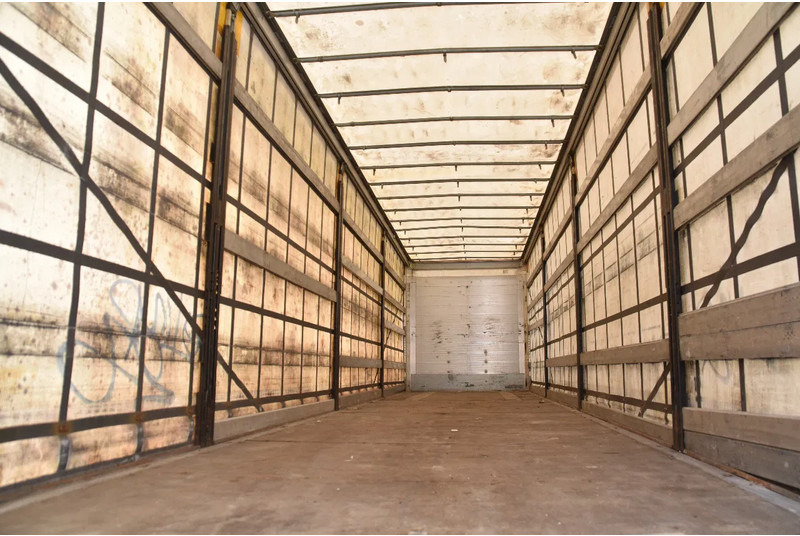 Schmitz Cargobull SCB*S3T - SLIDING CURTAINS/ROOF - DISC BRAKES - SAFETY ROOF - GOOD CONDITION - - Schuifzeiloplegger: afbeelding 3 Schmitz Cargobull SCB*S3T - SLIDING CURTAINS/ROOF - DISC BRAKES - SAFETY ROOF - GOOD CONDITION - - Schuifzeiloplegger: afbeelding 3