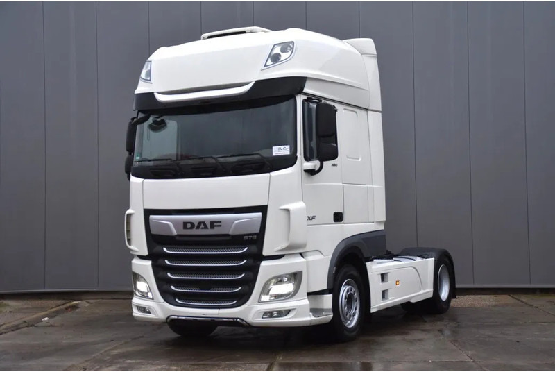 DAF XF 480 SSC 4x2 - RETARDER - 774 TKM - PARK. AIRCO - 2 x FUEL TANKS - LED LIGHTS - TOP CONDITION - - Trekker: afbeelding 2 DAF XF 480 SSC 4x2 - RETARDER - 774 TKM - PARK. AIRCO - 2 x FUEL TANKS - LED LIGHTS - TOP CONDITION - - Trekker: afbeelding 2
