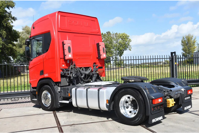 Scania R450 NGS 4x2 - ADR FL - RETARDER - 782 TKM - PTO - PARK. AIRCO - 4 POINT AIR SUSPENSION - ALCOA'S - LED LIGHTS - - Trekker: afbeelding 3 Scania R450 NGS 4x2 - ADR FL - RETARDER - 782 TKM - PTO - PARK. AIRCO - 4 POINT AIR SUSPENSION - ALCOA'S - LED LIGHTS - - Trekker: afbeelding 3