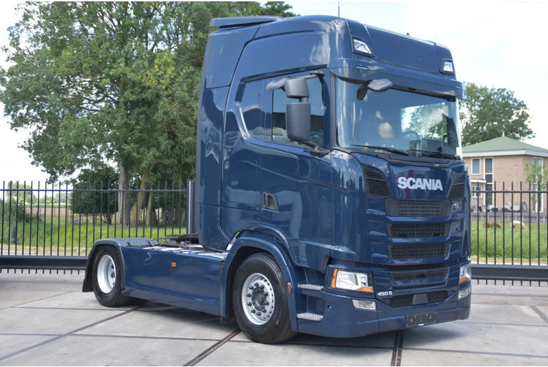 Scania S450 NGS 4x2NB - FULL AIR - 847 TKM - RETARDER - PARK. AIRCO - 2 x FUEL TANKS - TOP CONDITION - - Trekker: afbeelding 1 Scania S450 NGS 4x2NB - FULL AIR - 847 TKM - RETARDER - PARK. AIRCO - 2 x FUEL TANKS - TOP CONDITION - - Trekker: afbeelding 1