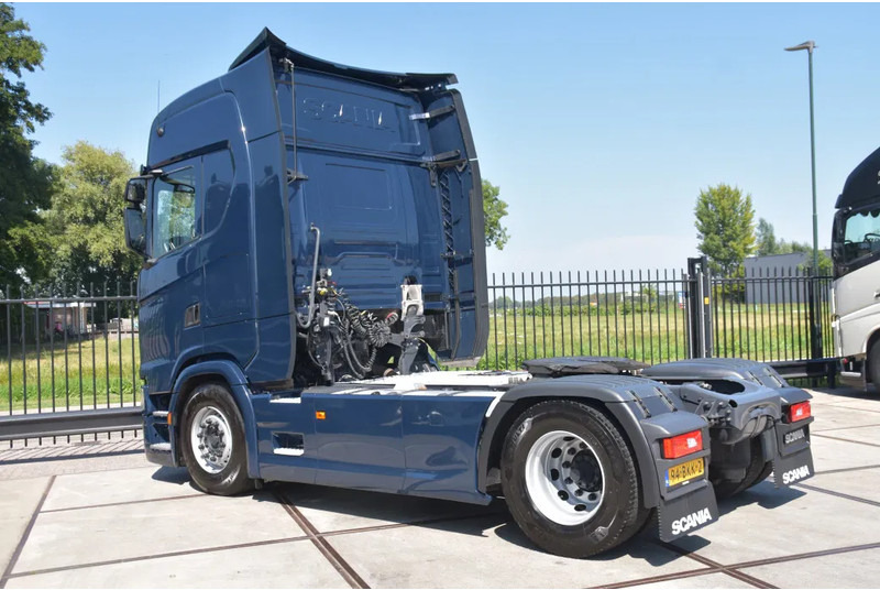 Scania S450 NGS 4x2NB - FULL AIR - RETARDER - ACC - AIRCO - 2 x FUEL TANKS - TOP CONDITION - - Trekker: afbeelding 3 Scania S450 NGS 4x2NB - FULL AIR - RETARDER - ACC - AIRCO - 2 x FUEL TANKS - TOP CONDITION - - Trekker: afbeelding 3