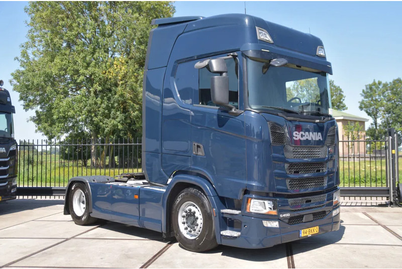 Scania S450 NGS 4x2NB - FULL AIR - RETARDER - ACC - AIRCO - 2 x FUEL TANKS - TOP CONDITION - - Trekker: afbeelding 1 Scania S450 NGS 4x2NB - FULL AIR - RETARDER - ACC - AIRCO - 2 x FUEL TANKS - TOP CONDITION - - Trekker: afbeelding 1