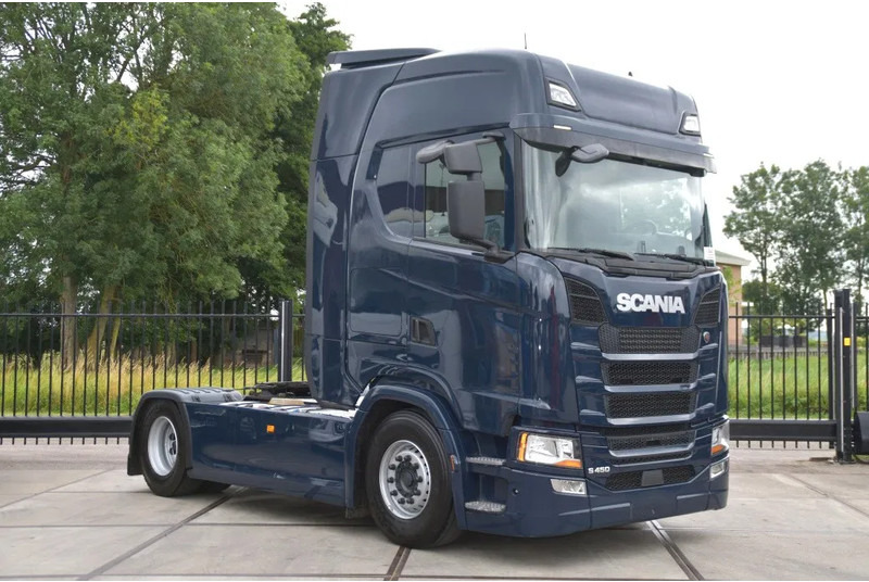 Scania S450 NGS 4x2NB - FULL AIR - RETARDER - ACC - PARK. AIRCO - 2 x FUEL TANKS - TOP CONDITION - - Trekker: afbeelding 1 Scania S450 NGS 4x2NB - FULL AIR - RETARDER - ACC - PARK. AIRCO - 2 x FUEL TANKS - TOP CONDITION - - Trekker: afbeelding 1