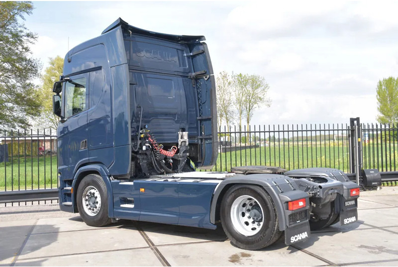 Scania S450 NGS 4x2NB - RETARDER - FULL AIR - PARK. AIRCO - ACC - 2 x FUEL TANKS - GOOD CONDITION - - Trekker: afbeelding 3 Scania S450 NGS 4x2NB - RETARDER - FULL AIR - PARK. AIRCO - ACC - 2 x FUEL TANKS - GOOD CONDITION - - Trekker: afbeelding 3