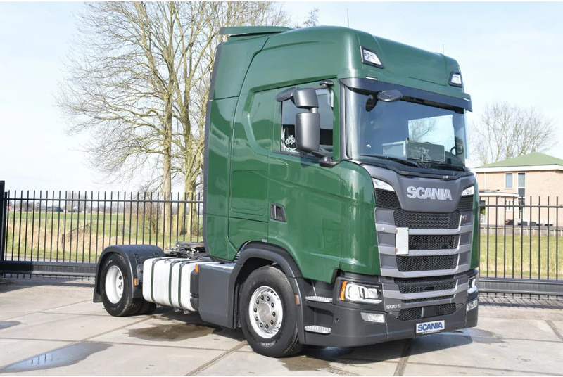 Scania S500 NGS 4x2 - RETARDER - 245 TKM - ACC - PARK. AIRCO - 2 x FUEL TANKS - LED LIGHTS - TOP CONDITION - - Trekker: afbeelding 2 Scania S500 NGS 4x2 - RETARDER - 245 TKM - ACC - PARK. AIRCO - 2 x FUEL TANKS - LED LIGHTS - TOP CONDITION - - Trekker: afbeelding 2