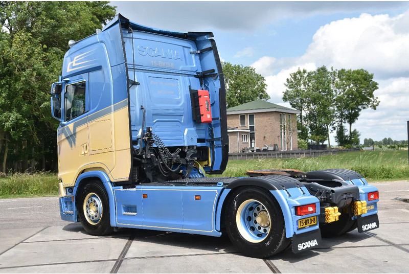 Scania S500 NGS 4x2NB - RETARDER - FULL AIR - PARK. AIRCO - FULL OPTIONS - 4 POINT AIR SUSPENSION - EXCELLENT CONDITION - - Trekker: afbeelding 3 Scania S500 NGS 4x2NB - RETARDER - FULL AIR - PARK. AIRCO - FULL OPTIONS - 4 POINT AIR SUSPENSION - EXCELLENT CONDITION - - Trekker: afbeelding 3