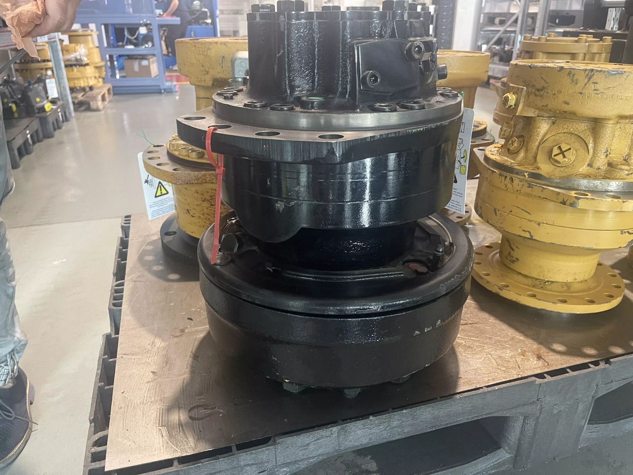POCLAIN MS11-0-121-R11-1P22-5DEFJ - Hydromotor voor Bouwmachine: afbeelding 3 POCLAIN MS11-0-121-R11-1P22-5DEFJ - Hydromotor voor Bouwmachine: afbeelding 3