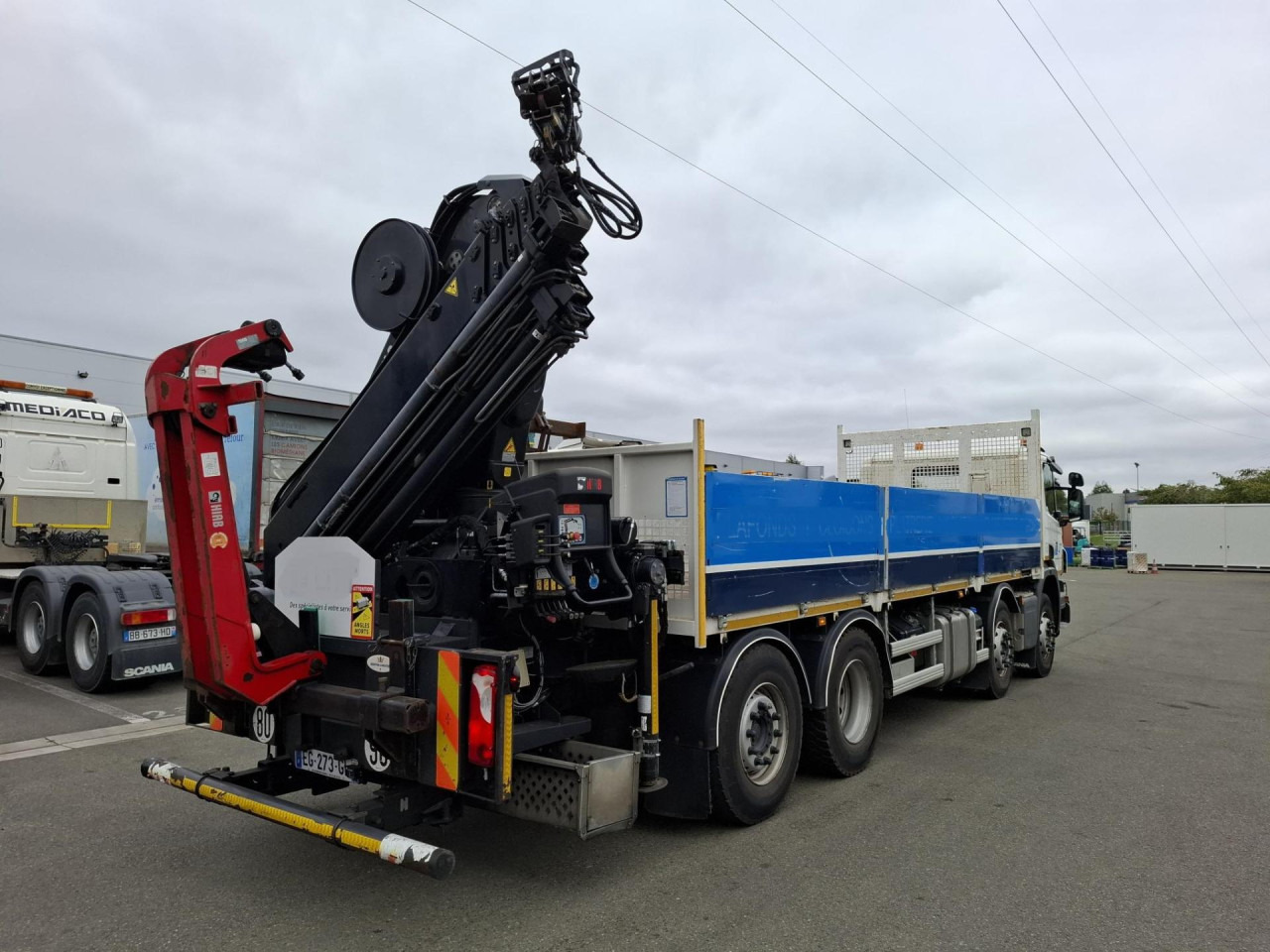 SCANIA SCANIA P41 8/2*6 Plat +Grue 21TM - Chassis vrachtwagen: afbeelding 3 SCANIA SCANIA P41 8/2*6 Plat +Grue 21TM - Chassis vrachtwagen: afbeelding 3